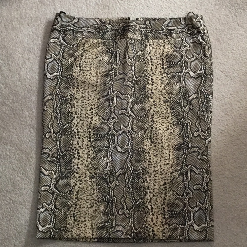 Original Dolce and Gabbana Animal print skirt